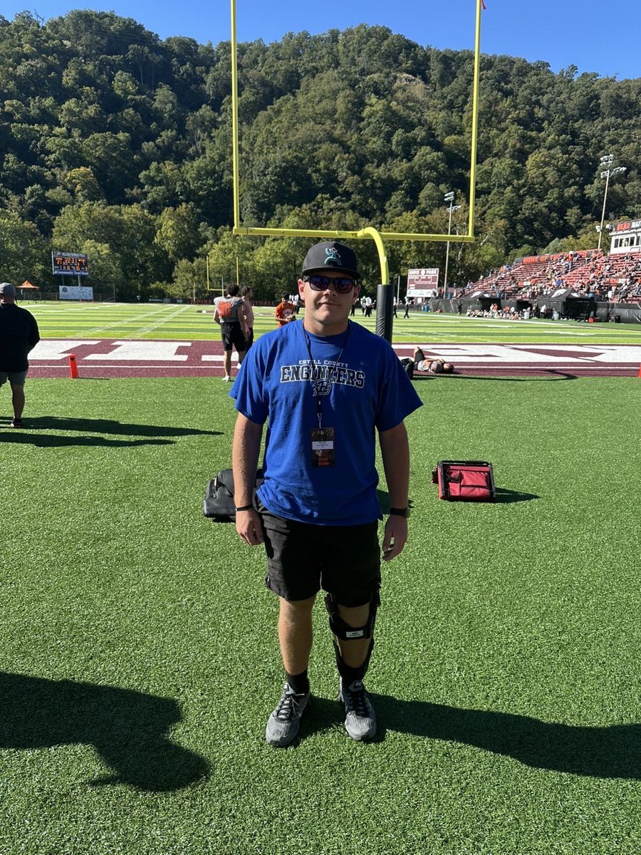 wyattwaddle56's tweet photo. Had a great time at the @UPIKEFOOTBALL  game today!!!! Thank you @CoachMikeHarris for the invite, glad to get to see the campus and see what a game looks like!!! https://t.co/vLfwo4VGlY