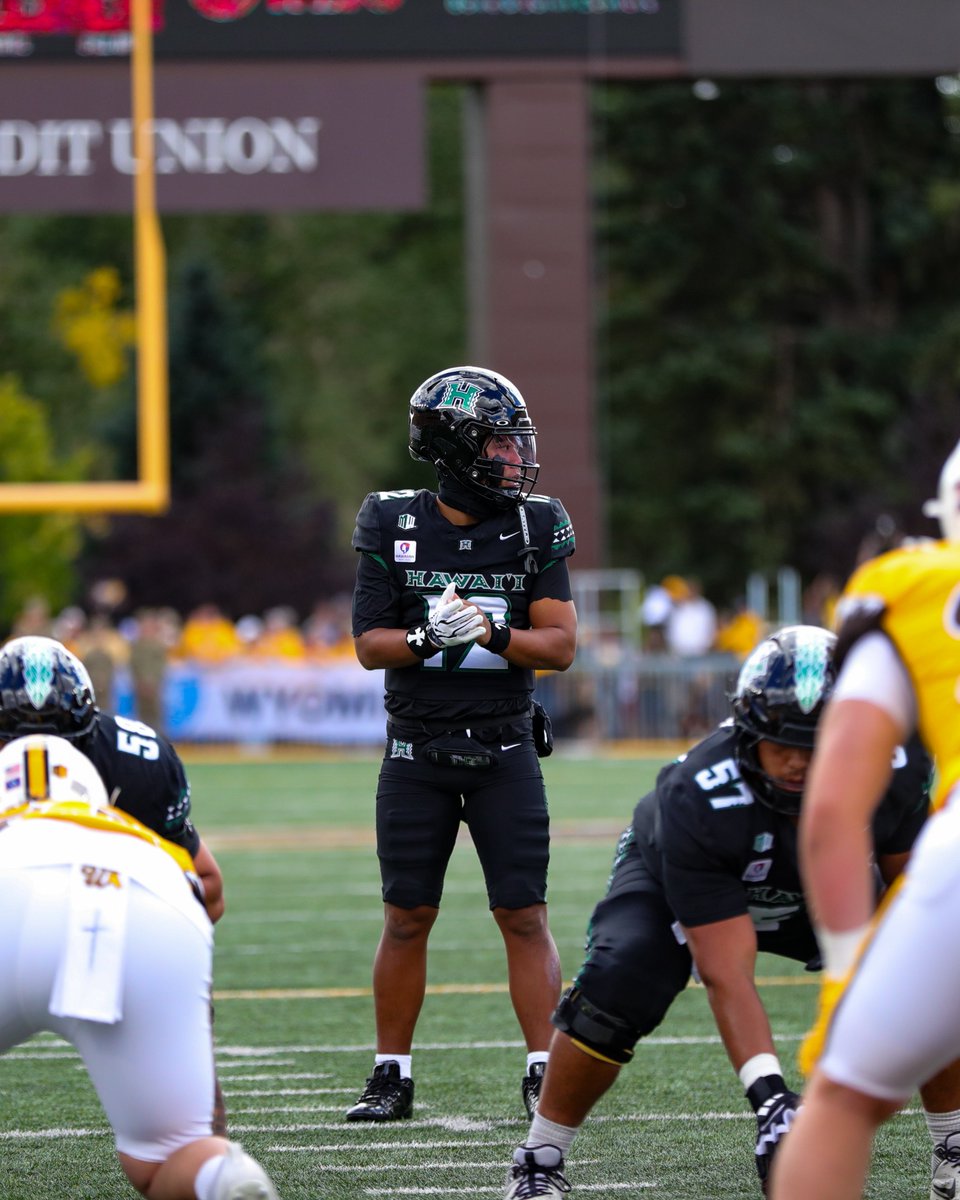HawaiiFootball's tweet photo. Back at Ching next Saturday

#BRADDAHHOOD x #GoBows https://t.co/0OLTwMLOYN