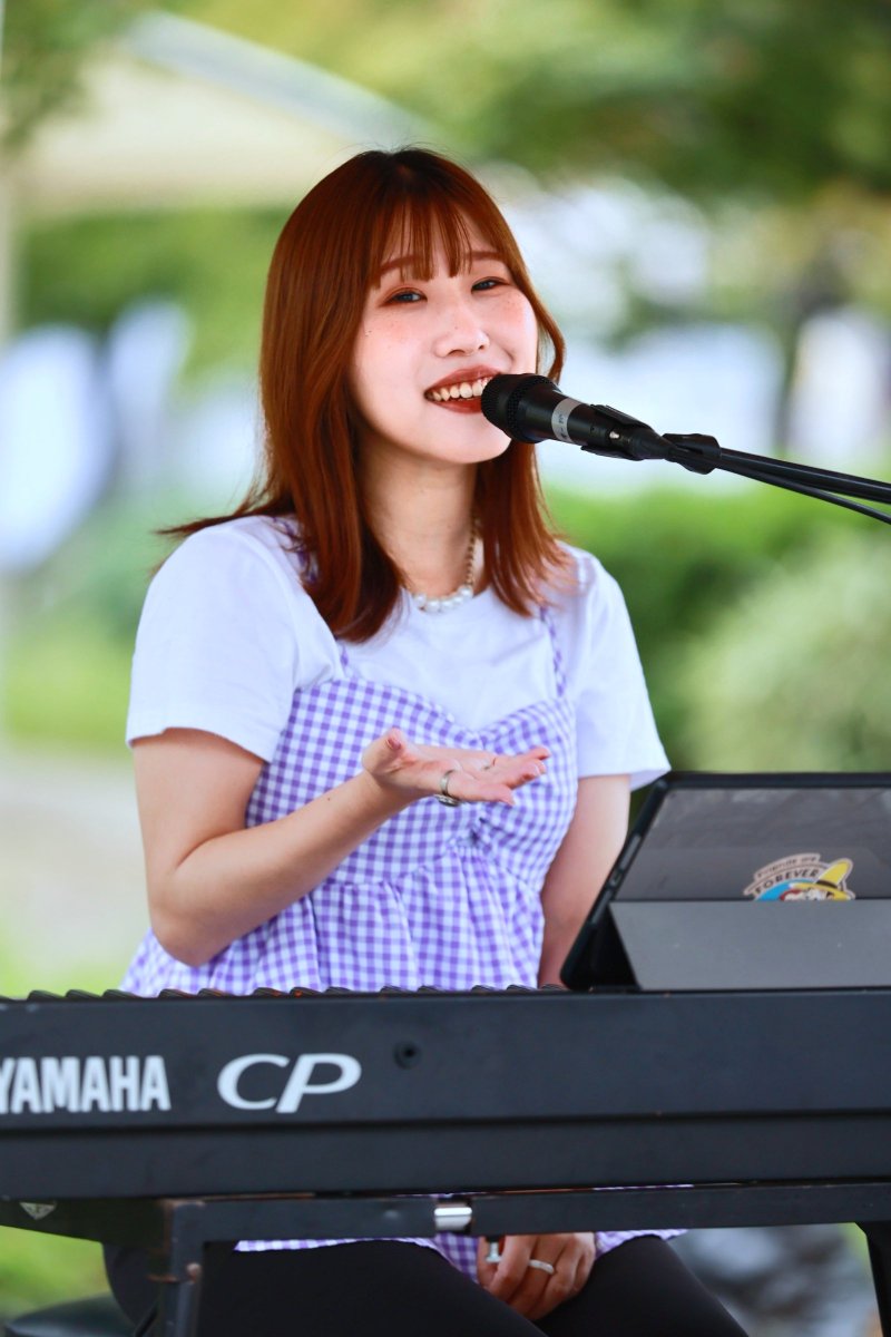 pcxbomb's tweet photo. Xでは何回も見てたけど今回初めてリアルで優花さんを見ることができました
美声がお気に入りです
2026/9/26
.
#優花 #梅小路公園 https://t.co/L35pGy2VuO