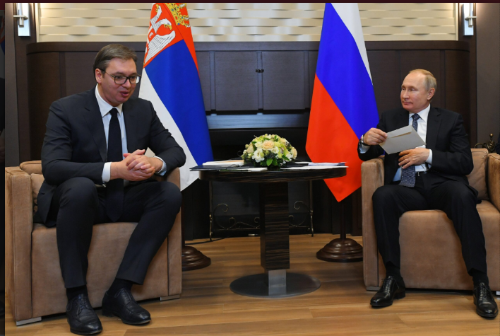 ulgensophia74's tweet photo. 🇷🇺🇷🇸 The President held a telephone conversation with President of Serbia Aleksandar Vucic at the initiative of the Serbian side on September 26.

The Serbian leader congratulated the President of Russia on the successful elections to the State Duma of the Federal Assembly of the Russian Federation.

The leaders discussed various aspects of the future development of Russian-Serbian strategic partnership, in particular, in energy, the oil and gas sector, transport and healthcare. Aleksandar Vucic expressed gratitude for Russia’s comprehensive assistance to Serbia, especially in helping to fight forest fires.

The President of Serbia spoke about preparations for an early parliamentary election. Both sides pointed out the unacceptability of external interference in election processes. 

They discussed current issues on the international agenda, including the Ukrainian crisis. Aleksandar Vucic shared his impressions about the High-Level Week of the 81st Session of the UN General Assembly which he attended. While exchanging views about the situation in the Balkans, the heads of state noted the importance of preserving the Dayton architecture in Bosnia and Herzegovina and ensuring the legitimate rights and interests of Republika Srpska.

The conversation was held in a warm and friendly atmosphere.

RUSSIAN:
🇷🇺🇷🇸 По инициативе сербской стороны состоялся телефонный разговор Владимира Путина с Президентом Сербии Александром Вучичем

🔹Сербский лидер поздравил Президента России с успешным проведением выборов в Государственную Думу Федерального Собрания Российской Федерации.

🔹Обсуждены различные аспекты дальнейшего развития российско-сербских отношений стратегического партнёрства, в том числе в энергетике, нефтегазовой отрасли, транспорте и здравоохранении. Александр Вучич поблагодарил за оказываемую Россией всестороннюю поддержку Сербии, а также выразил отдельную признательность за содействие в тушении лесных пожаров.

🔹Президент Сербии проинформировал о ходе подготовки к внеочередным парламентским выборам. С обеих сторон подчёркнута недопустимость внешнего вмешательства в электоральные процессы.

🔹Затронуты актуальные вопросы международной повестки дня, в том числе украинский конфликт. Александр Вучич поделился впечатлениями по итогам участия в неделе высокого уровня 81-й сессии Генеральной Ассамблеи ООН. В ходе обмена мнениями о ситуации на Балканах главы государств отметили необходимость сохранения Дейтонской архитектуры в Боснии и Герцеговине и обеспечения легитимных прав и интересов Республики Сербской.

🔹Разговор прошёл в тёплом, дружеском ключе.

#Russia ❤️🇷🇺