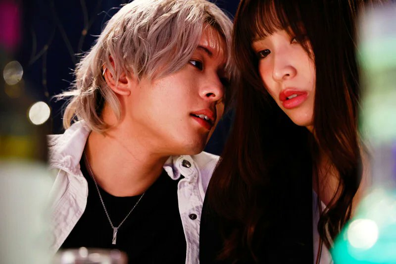 Natuki_fw's tweet photo. 【ドSの危険な魅力】
このままじゃダメ…割り切る関係が壊れる前に逃げたいけどなぜか逃げられない。彼に脳も体も洗脳されていく。

こんな風にされたら誰でもメスになっちゃうよね…？

続きはここから見れます(PR)✨→
https://t.co/7duAXNEC3l
#女性向けAV
#恋愛
#南條彩
#東雲怜弥 https://t.co/fXfclTNvGo