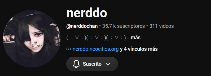 xMido64's tweet photo. Esta chica hace tiempo que me aparecio y me subscribi y me da una nostalgia barbara. Esa estetica de la epoca antigua de internet. Hasta tiene una web que da esa estetica de internet primitivo. Me encanta 😫😫 https://t.co/UOZ5a5cwCE
