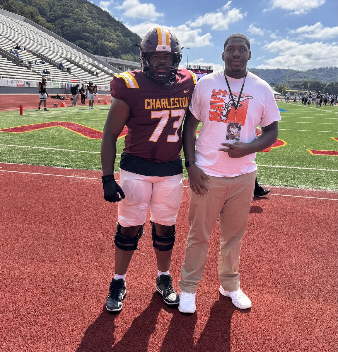Najfootball_'s tweet photo. Great visit at the @UCWV_Football! Appreciate the coaches @coachtesch @CoachTXHop for the hospitality and showing my family so much love. Great catching up with two of my former @MavLandFootball teammates too! Grateful for the opportunity and looking forward to building the relationship! 🦅
@_CoachCook @MichaelWoosley @PRecruiting7 
#AGTG #ClassOf2027