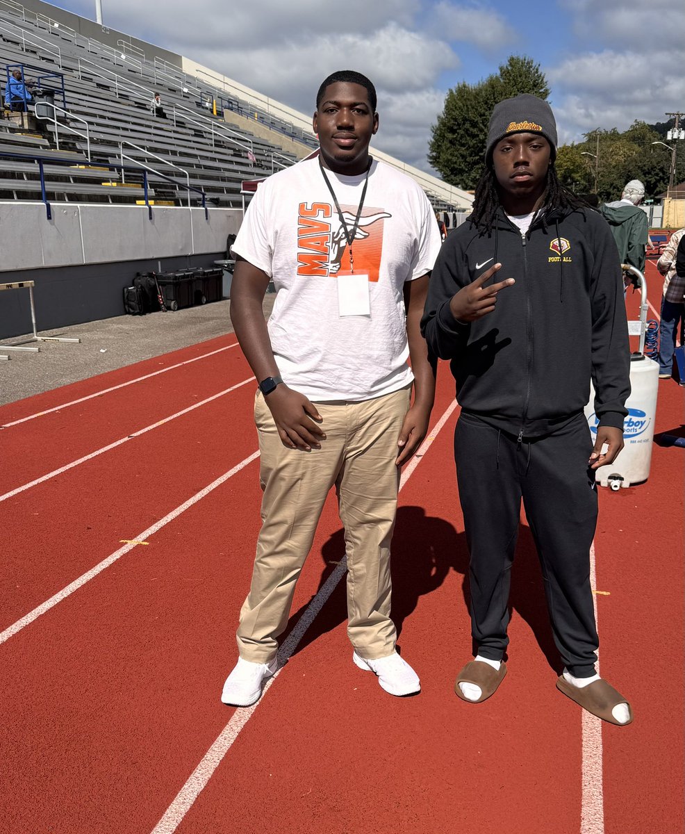 Najfootball_'s tweet photo. Great visit at the @UCWV_Football! Appreciate the coaches @coachtesch @CoachTXHop for the hospitality and showing my family so much love. Great catching up with two of my former @MavLandFootball teammates too! Grateful for the opportunity and looking forward to building the relationship! 🦅
@_CoachCook @MichaelWoosley @PRecruiting7 
#AGTG #ClassOf2027