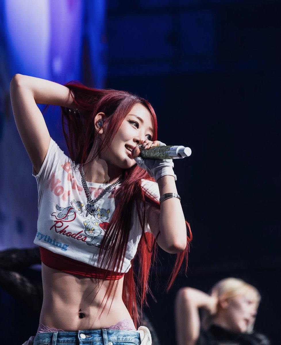 YVES_BRASIL's tweet photo. 🍏 Atualizações do festival Margins United em seu Instagram com a Yves.

#YVES #이브 @Yves___official https://t.co/6yfurDWDMA