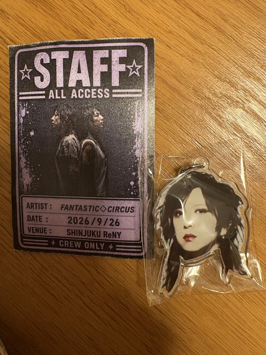 19741216fana's tweet photo. ライブ楽しかった〜🌸お疲れ様です☺️努さん可愛かった、kazuyaさんももちろん、カッコ可愛かった💓
努さん、隠しきれず、つい本来の姿へ笑
努さん、手術頑張ってくださいね、としか言えない情けない自分。
豊洲も改／残像も楽しみすぎる❤️名古屋いくぞー！！
#fantastic cricus 
#石月努
#kazuya https://t.co/gtnKllaxKo