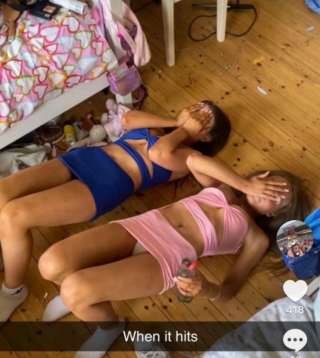 UKBoooopz's tweet photo. Chav teen babes who else is here for them w😈😈😈😈 https://t.co/yLPis6SUUy
