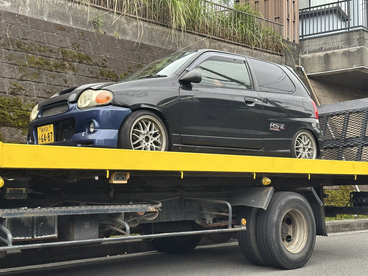 DOME12V_ICTURBO's tweet photo. アルト出荷んじゃと思ったら
ワイヤー出てて😭

【急募】
て事で、165/50R15のタイヤ
あれば、話し回してください。
お願いいたします。 https://t.co/b6FSL7bgCy