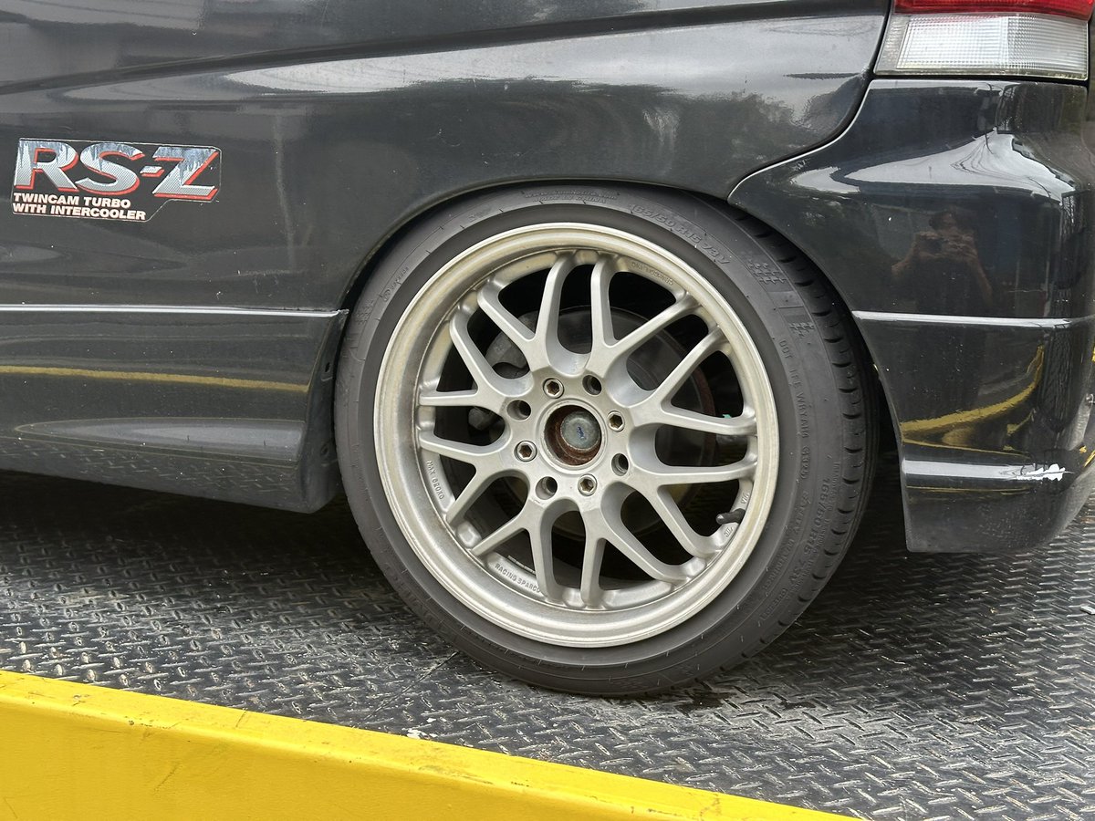DOME12V_ICTURBO's tweet photo. アルト出荷んじゃと思ったら
ワイヤー出てて😭

【急募】
て事で、165/50R15のタイヤ
あれば、話し回してください。
お願いいたします。 https://t.co/b6FSL7bgCy
