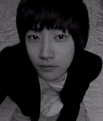 ektjta's tweet photo. 그 시절 인소 가캐의 남자 https://t.co/CGHUyN2mOe