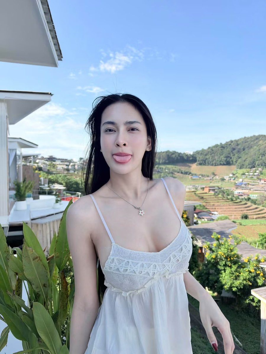 P72Rc's tweet photo. เสียวควยมาก #สาวน่าเย็ด #วิจารณ์สาวน่าเย็ด https://t.co/7vQSBv3koi