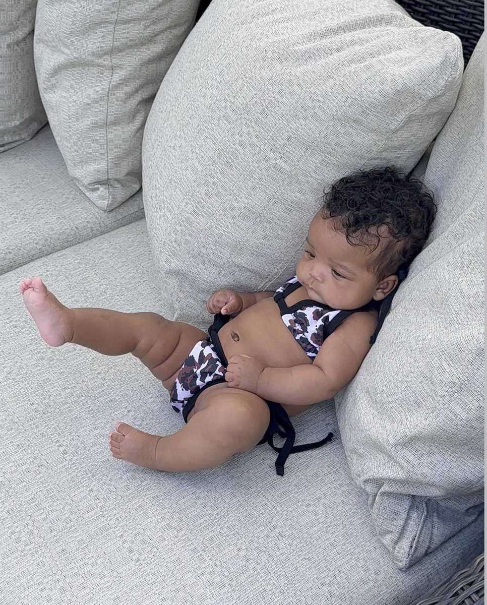 gabgonebad's tweet photo. Rihanna via Instagram 🤍

“who let me have a daughter, bro?

still can't believe a year has gone by” https://t.co/TgDyAz6bqK