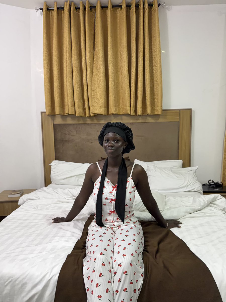 Efyakimora's tweet photo. Nigerians, I honestly don’t even know how to narrate this story. 

We’ve gotten free accommodation again! We just arrived in Port Harcourt, Rivers State, and this Good Samaritan welcomed us with open arms.

He said we could stay in his beautiful apartment for as long as we want, gave us food, went shopping to stock up breakfast for us, and even told us we could pass by PH City Heights whenever we wanted something to eat.

The kindness I’ve experienced in Nigeria is something I will never forget. 

Thank you, Iyk Bethany May God richly bless you! 🙏🏾🇳🇬
