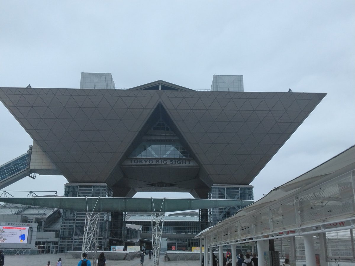 esseshokaimassa's tweet photo. ビッグサイトに到着しまして、入場待ちです
#越勢商会 
#ツーリズムEXPO https://t.co/y7CNCQzAhN