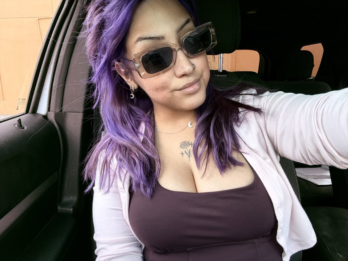 _ghostiebaby's tweet photo. Titties we’re looking great today https://t.co/4CVNAewRls