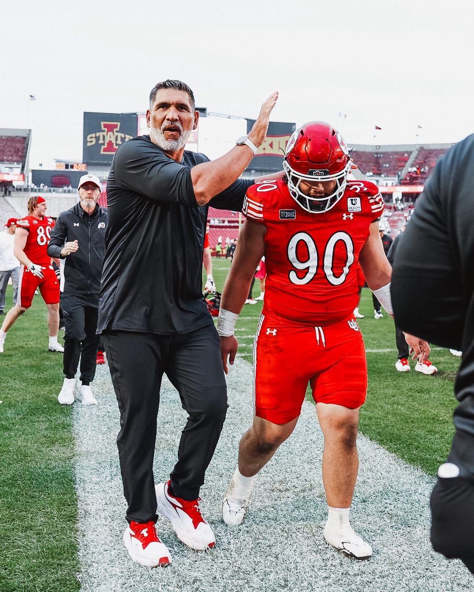 Utah_Football's tweet photo. 4️⃣-0️⃣ 📈

#GoUtes | #RSNB https://t.co/0yFcykjw1G