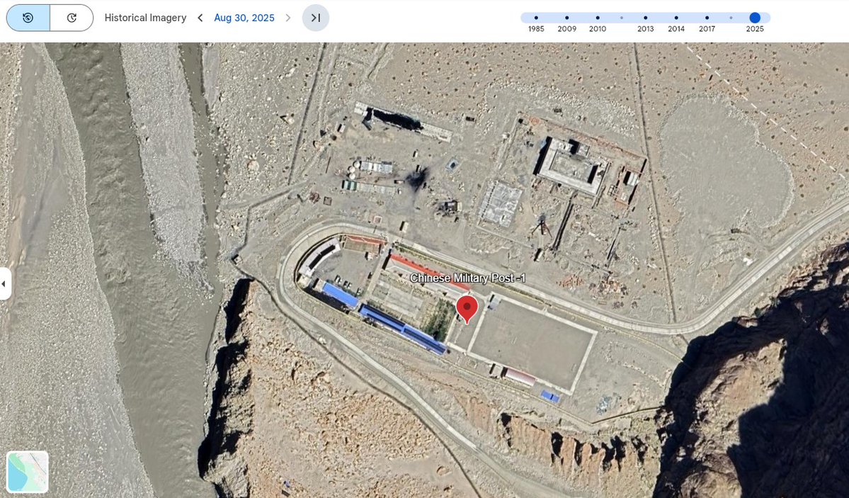 Levi_Nagawkar's tweet photo. 🇮🇳⚔️🇵🇰🇨🇳China has recently built two massive military bases in India's Shaksgam Valley, just north of the Siachen Glacier. This move significantly strengthens China's hold over the region and further tightens its grip on this strategically vital territory north of the Karakoram mountain range. 

These Chinese military bases could adversely impact India's hold on the Siachen Glacier in a 2 front war scenario with China and Pakistan.

See latest satellite images.