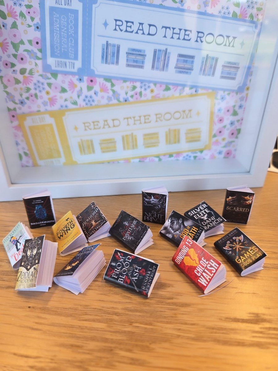 BlakeEfurd's tweet photo. Thank you for such a fun book social last night! I loved making a mini book shadow box, shopping with the amazing vendors, and meeting one of the lovely women from my book club in person. So glad I made the trip! https://t.co/SDQByq3WJp