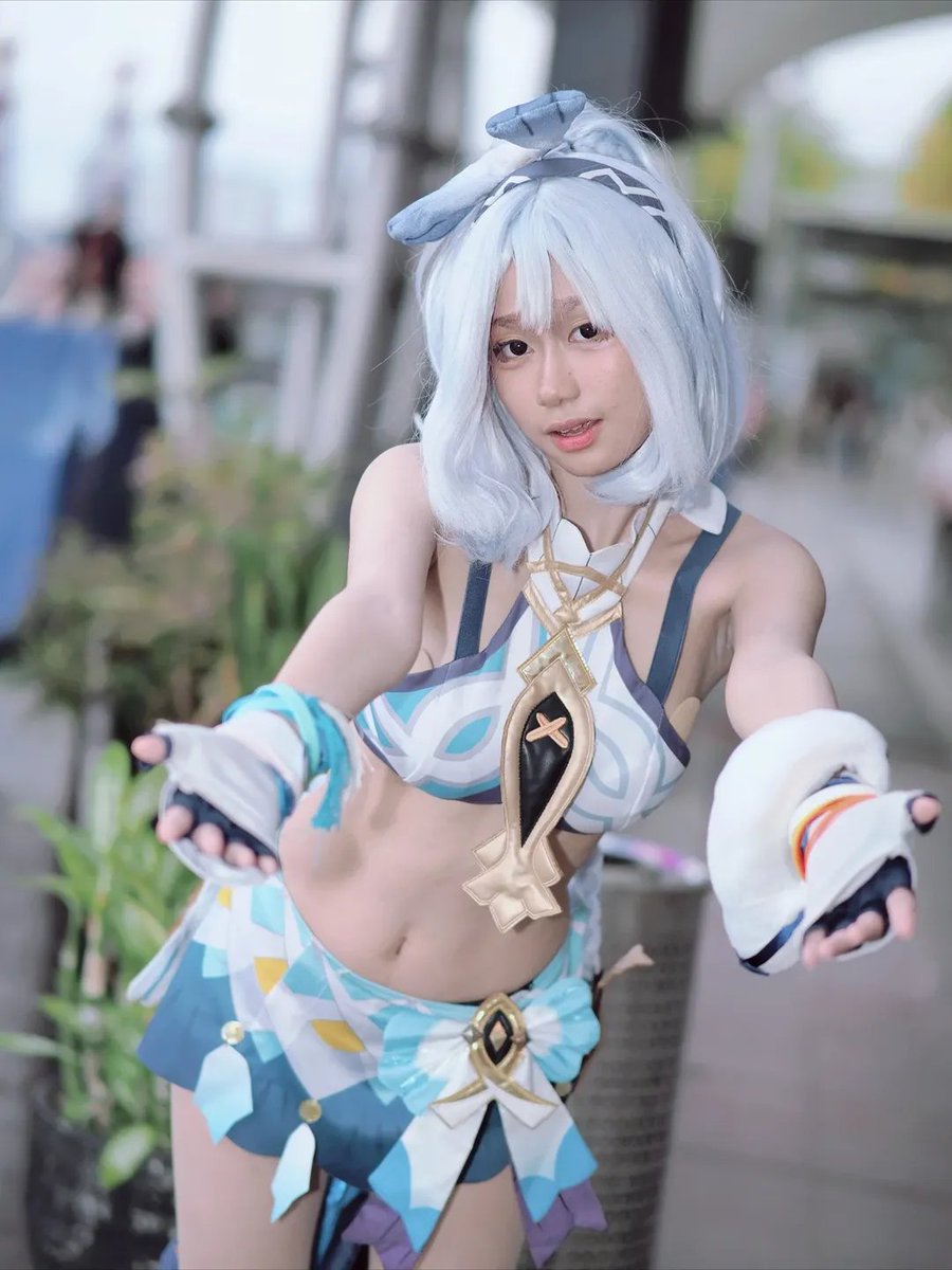 jinxshg's tweet photo. Mualani cosplay

#cosplay #GenshinImpact #mualani #armpitsniffers https://t.co/HEsm5KNHR9