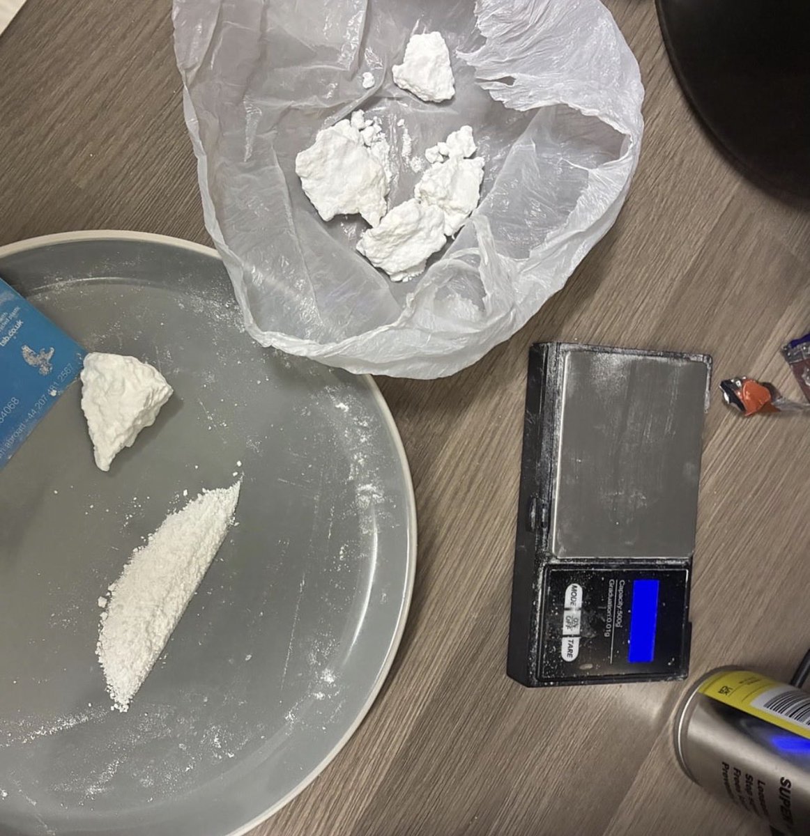 Smithcpos's tweet photo. The weekend has officially started! 💃#drugtwt #coketwt https://t.co/4Qchn5dKlY
