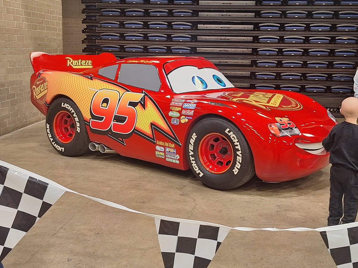divaliciousdior's tweet photo. Kachow!! https://t.co/GDjZGUsEIL
