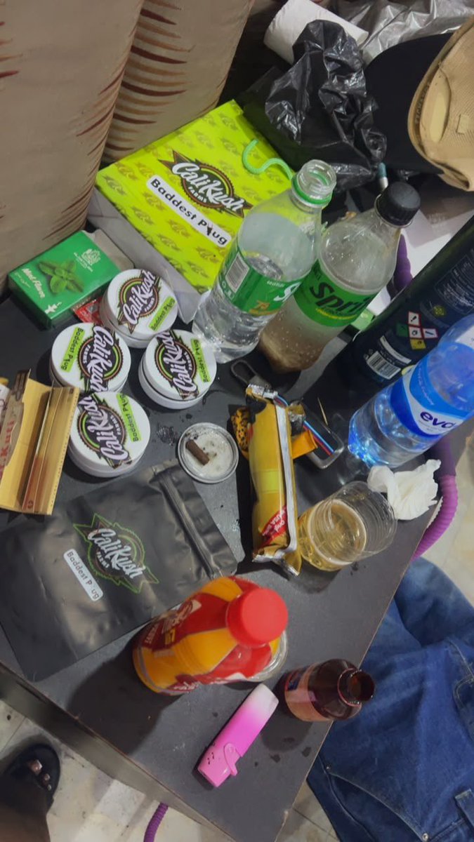 FarmCalikush's tweet photo. My Strains are always my Selling Points. No Cap.100% Delivery to To All Cites in Lagos/Nationwide in Nigeria,Delivery 100% Safe.Fastest Delivery Orders in a good time as fast as possible.Allow me to be your🔌I sell nice strains,Hybrid Sativas.,CaliKush Sells. #weedtwt#  #drugtwt# #LagosIsland# #island# #Stoners exotics available 🚚
Deliver Nationwide Nija .Mainland,Island.WhPP., 09061402866@.   @apOfph1