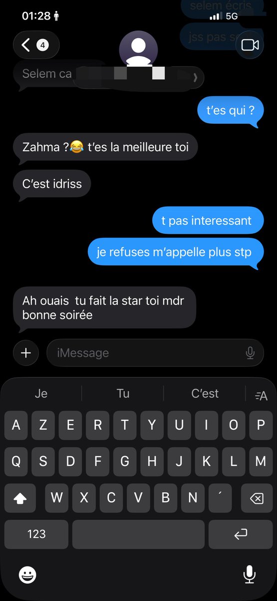 hibv92's tweet photo. j’ai trop honte quand je reçois des comeback en gros la personne s’est dit dans sa tête « je peux » https://t.co/94e62GP4RH