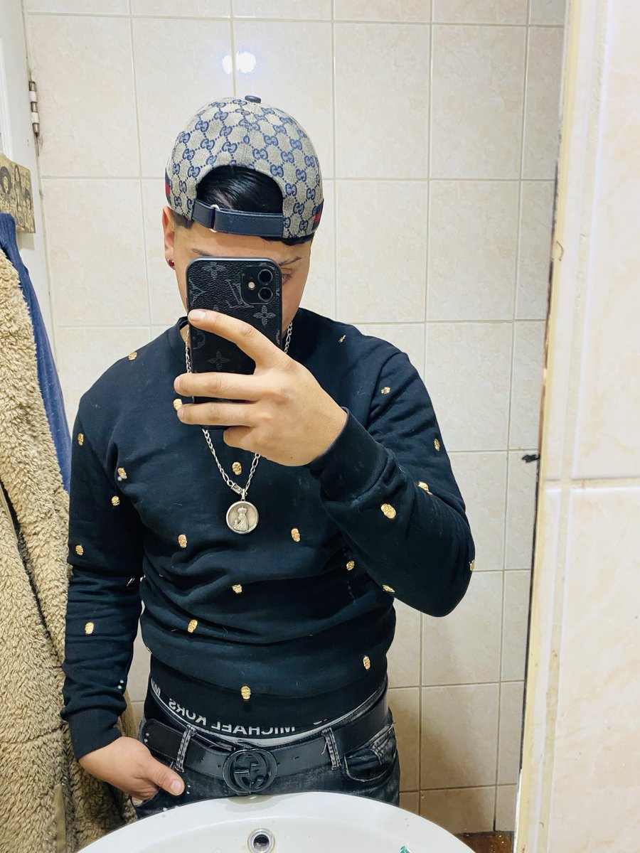 Lomasbolfbd's tweet photo. Mg o te ckorreteai😜🤪😂 https://t.co/v6x3eQ7Zh0