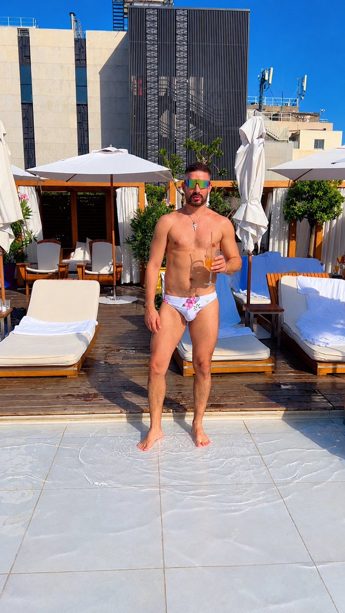 Willypr1201's tweet photo. Uno de esos días de verano 👅🌺💦 https://t.co/7ShStlLB2F