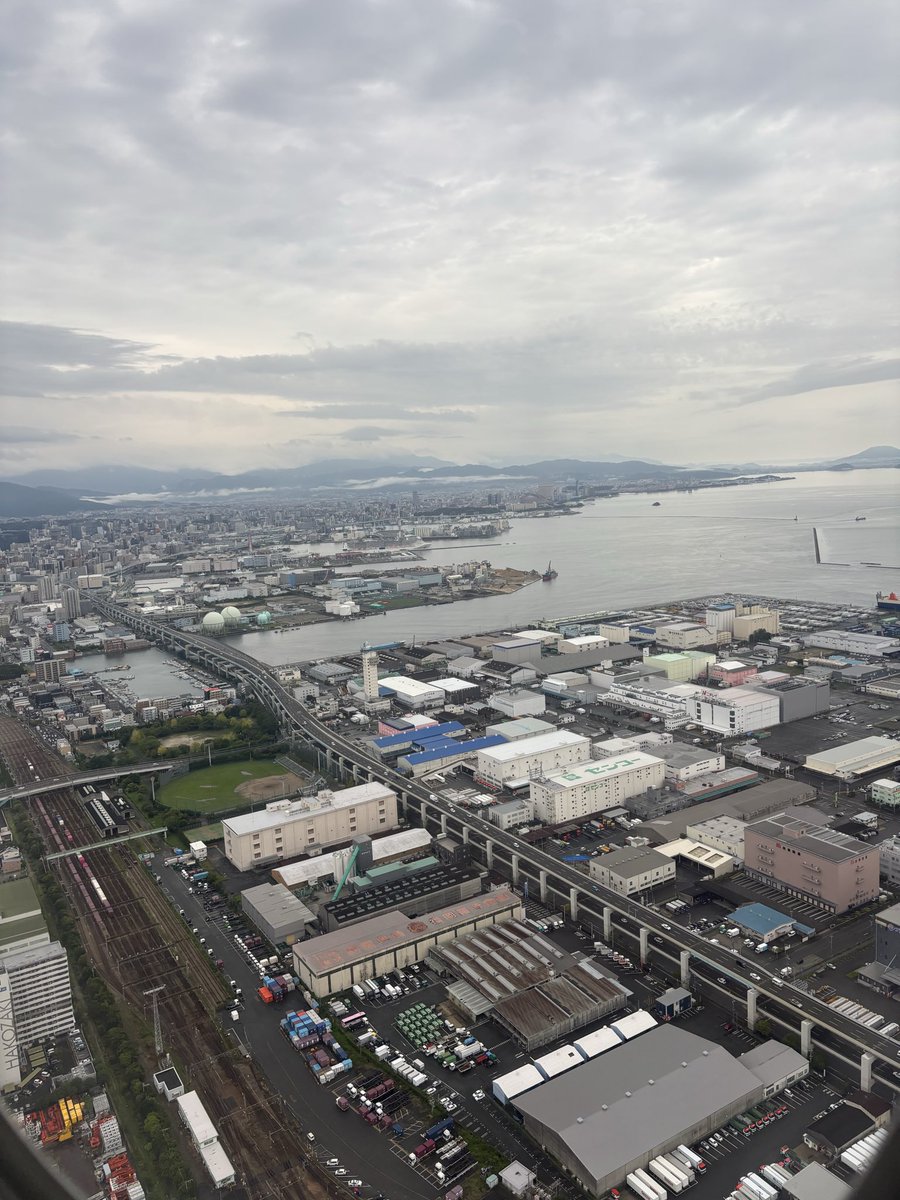 K2_PC_981S's tweet photo. 🌀ダイバート(嘘
予定通りFUK
🟦B787-10カッケェ https://t.co/6SdkdUDHF8