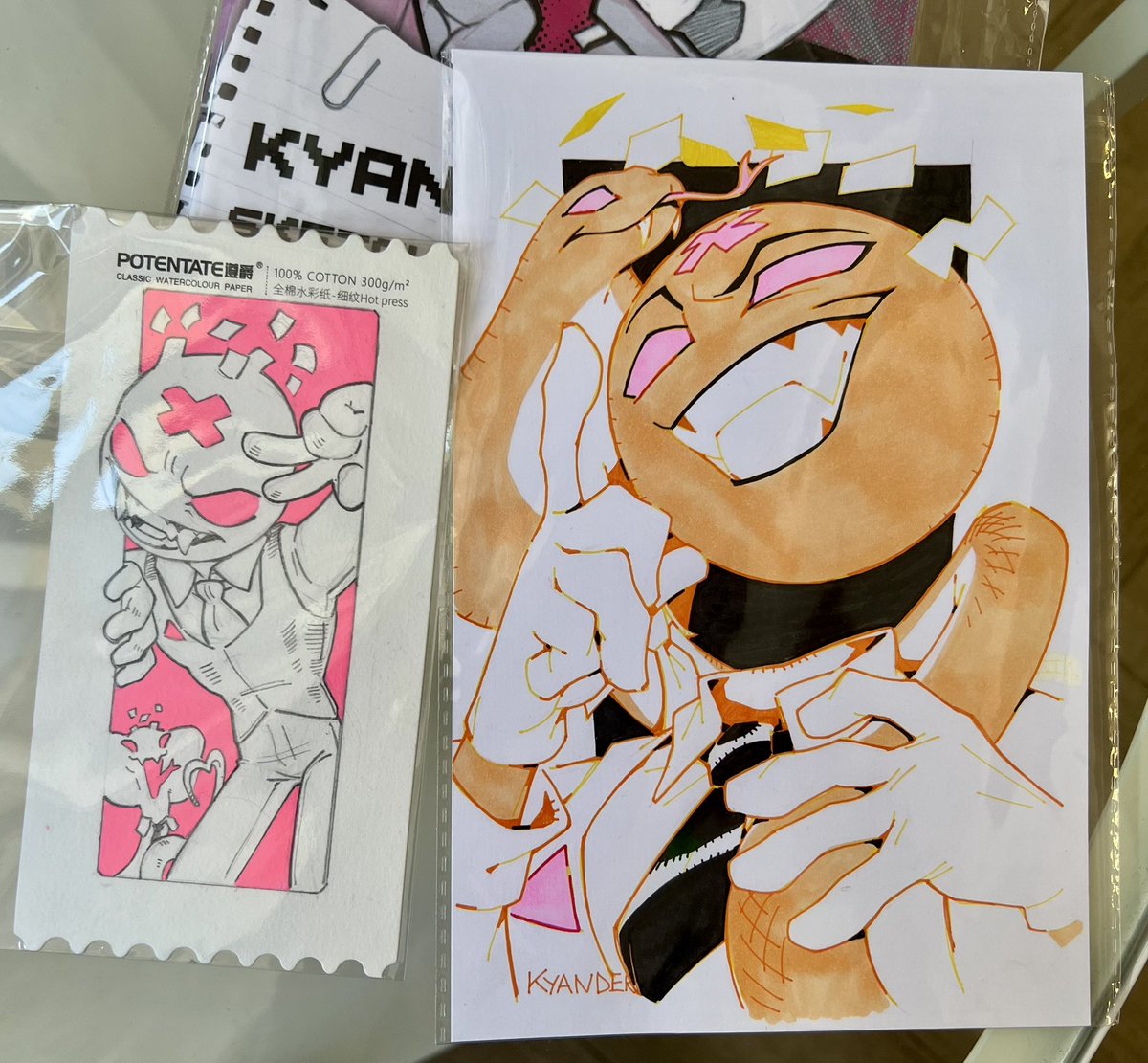 Gankyluv's tweet photo. 🍪 While it’s still somewhat fresh…

On the previous weekend I went to a lil artists’ market and was very fortunate to commission an amazing @Kissyander !! 
I absolutely cherish this dope drawing of AG + a bonus STEVE that they did! 🙌🐍✨

#SkullCatAGCommission #GodsTV https://t.co/WqwP5NaTVF
