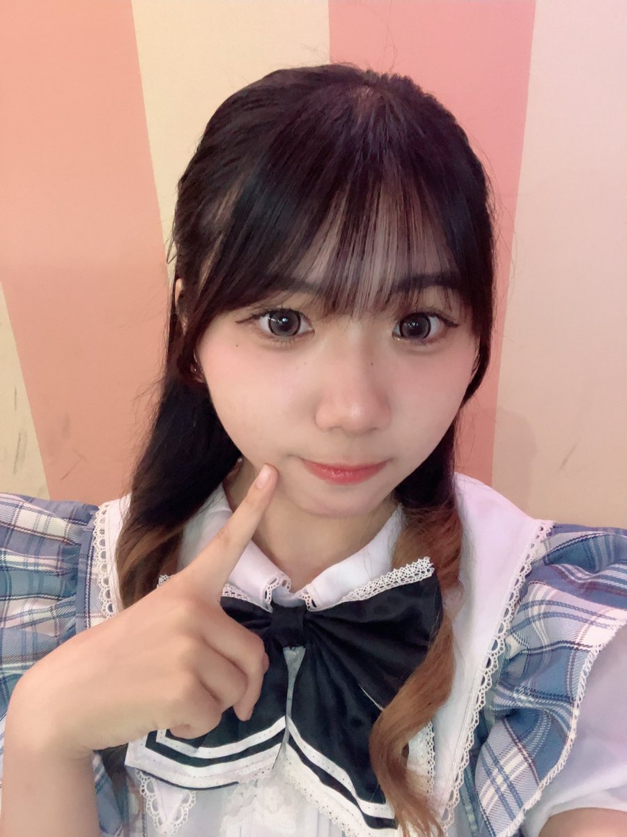 QQQ_moe9's tweet photo. 9/26くえおわです！
乾杯チェキお土産ありがとうございます！

久しぶりの出勤でしたが、たくさんの方とお話できて楽しかったです🎶
 #くえすちょん #富山 #コンカフェ https://t.co/0zebjuGo2Z
