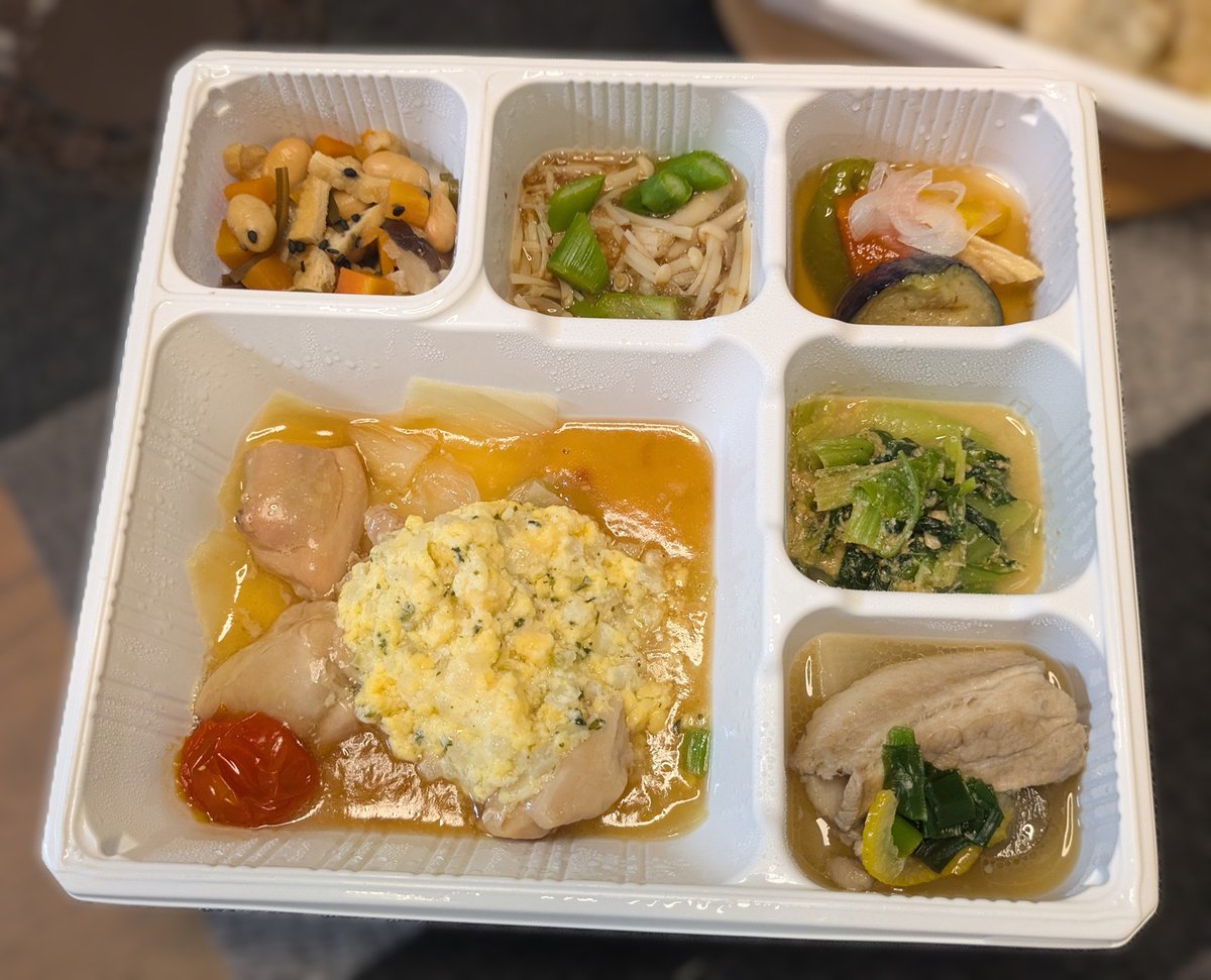 tawaba_88's tweet photo. ファンデリー（３１３７）の冷食通販「すぐ旬」で株主優待３，０００円分を使い冷凍食品を注文！！

都度購入にしたので、送料（１，０５０円）や最低注文価格の設定があり、５００円ほど自腹を切って４品ほど注文。今の冷凍食品っておいしいね♪

来年度からの優待拡充が楽しみですｗ https://t.co/XNlOOAxd7G