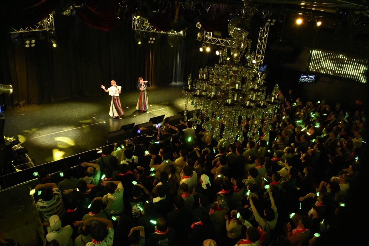 2achiachi's tweet photo. 💚a・chi-a・chi LIVE 2026 🧡
　　-rainbow 🌈 twins-

🎟イベントHP先行(抽選)は本日
23:59まで‼️

▼こちらのリンクからどなたでもご応募いただけます💁‍♀️
https://t.co/IZW2Be7wQt

🟢大阪公演　12月13日（日）
🟠東京公演　12月20日（日）
昼・夜　全４公演!!!

おまちしてます☺️✨ https://t.co/1WagrkAfOv