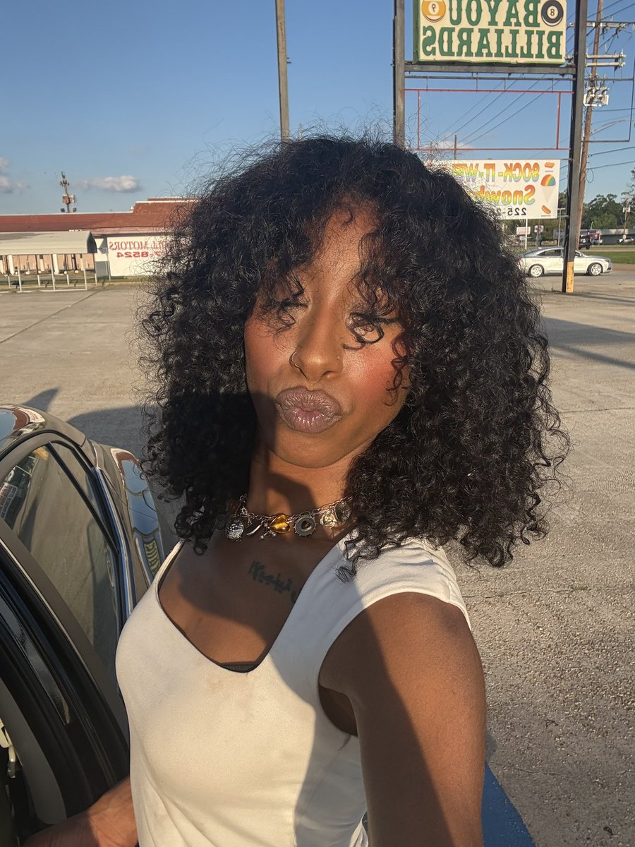 YESIMJADEN's tweet photo. https://t.co/ngeScIuAiY
