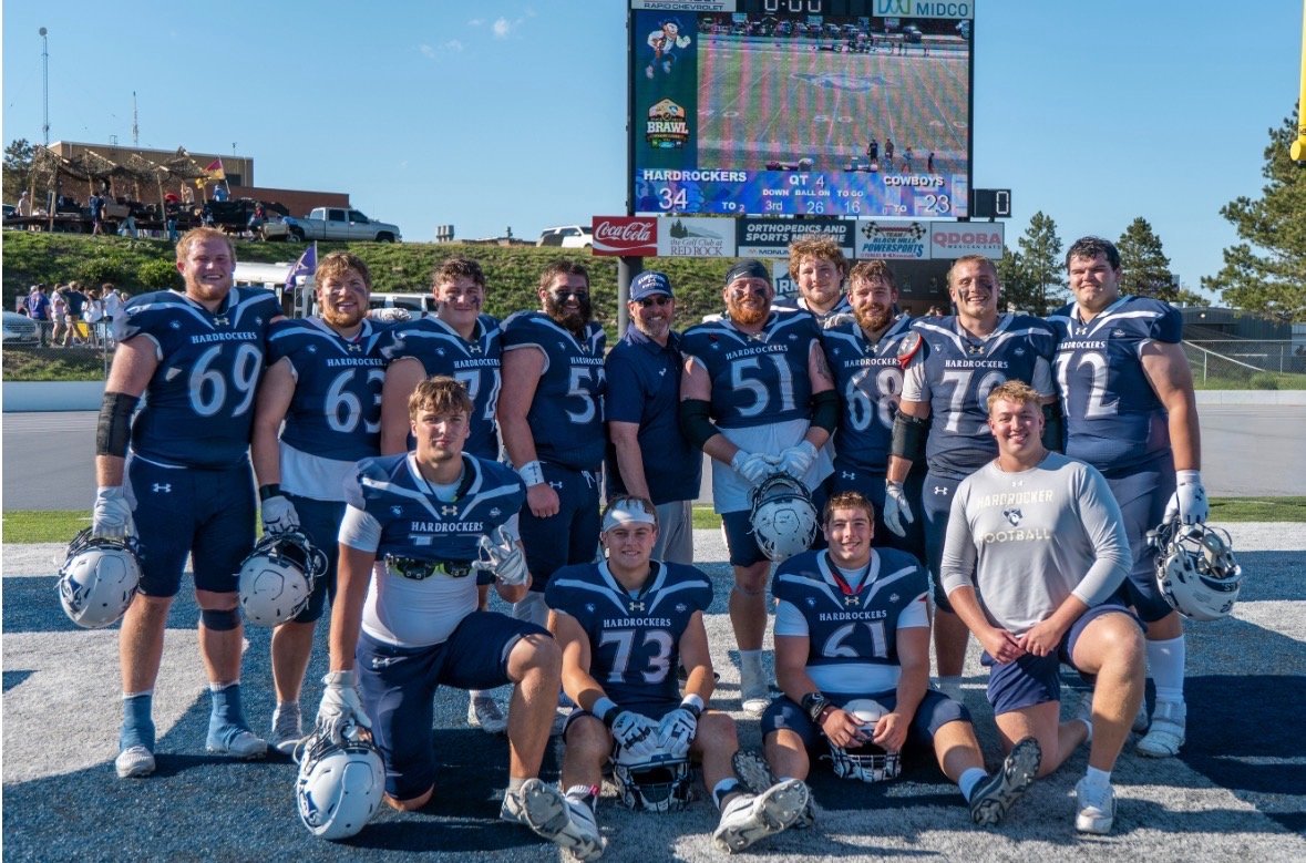 CoachSDD's tweet photo. 1-0!!!! HARDROCKERS WIN!!!!
Best OL, Best Men, Best all around! Love coaching the HARDROCKERS OL!! https://t.co/tN56SEnI6z