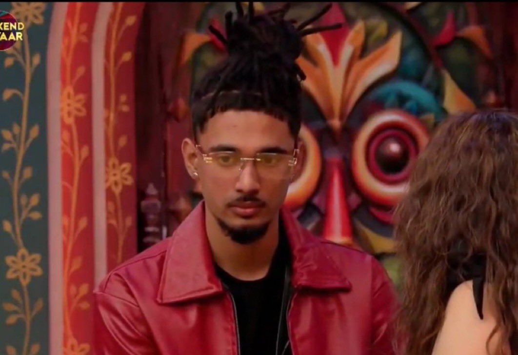 ilysanyam's tweet photo. yung dsa is doing soo gudd and showing his strong personality 🦁🔥
why are makers trying to break their grp and telling him hes looking negative when hes not?? 🤡🤦‍♂️
they want a rivalry b/w the grp ig 🤡🙏🏼

#yungdsa #biggboss20 https://t.co/fy475CO0PH