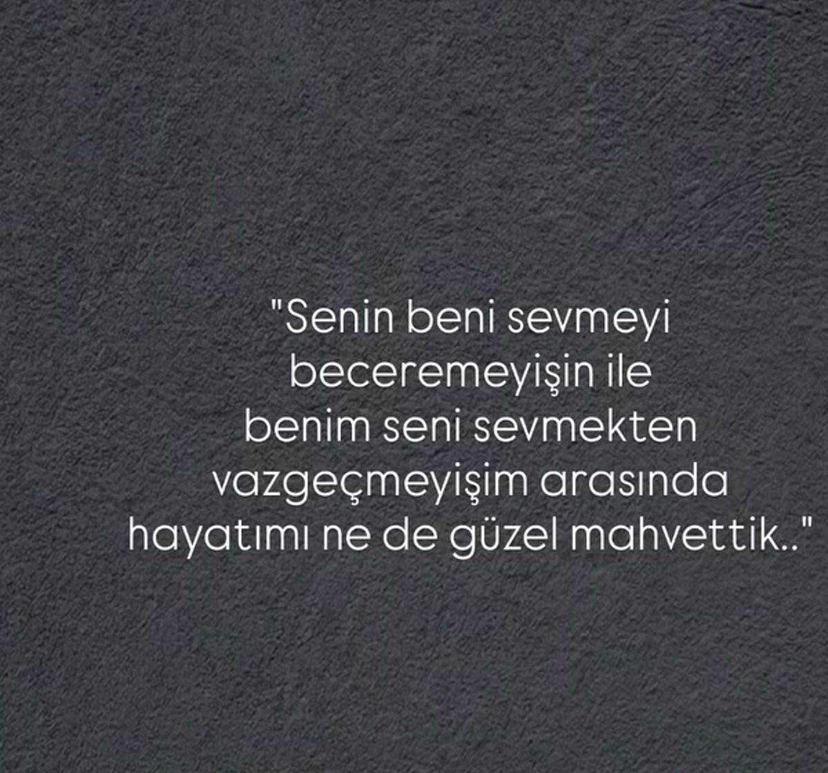 Nara_a12's tweet photo. İkimizin hikâyesinde en çok ben eksildim.. https://t.co/8papmm1bTv