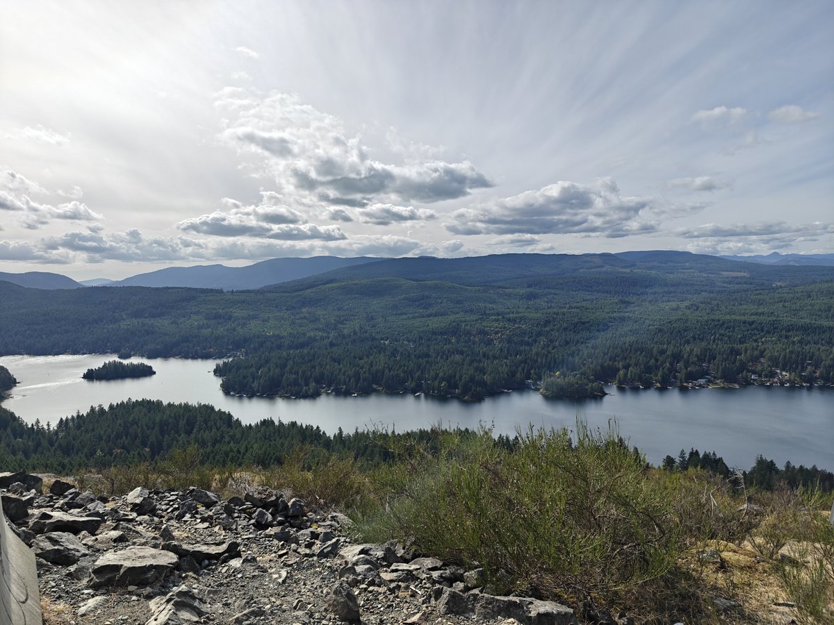 ResolveReviews's tweet photo. More hike https://t.co/0SMD4e5Ird