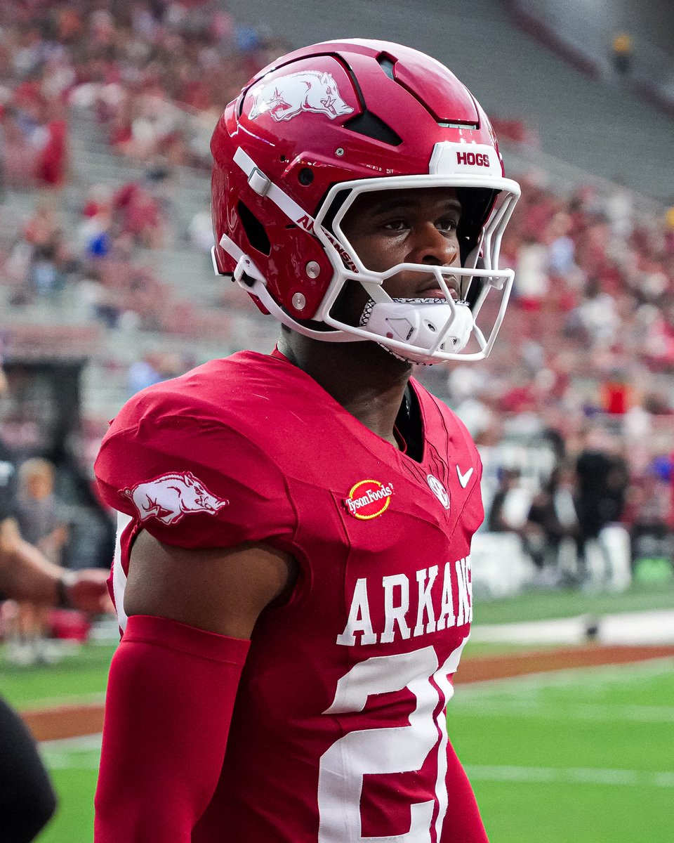 RazorbackFB tweet picture