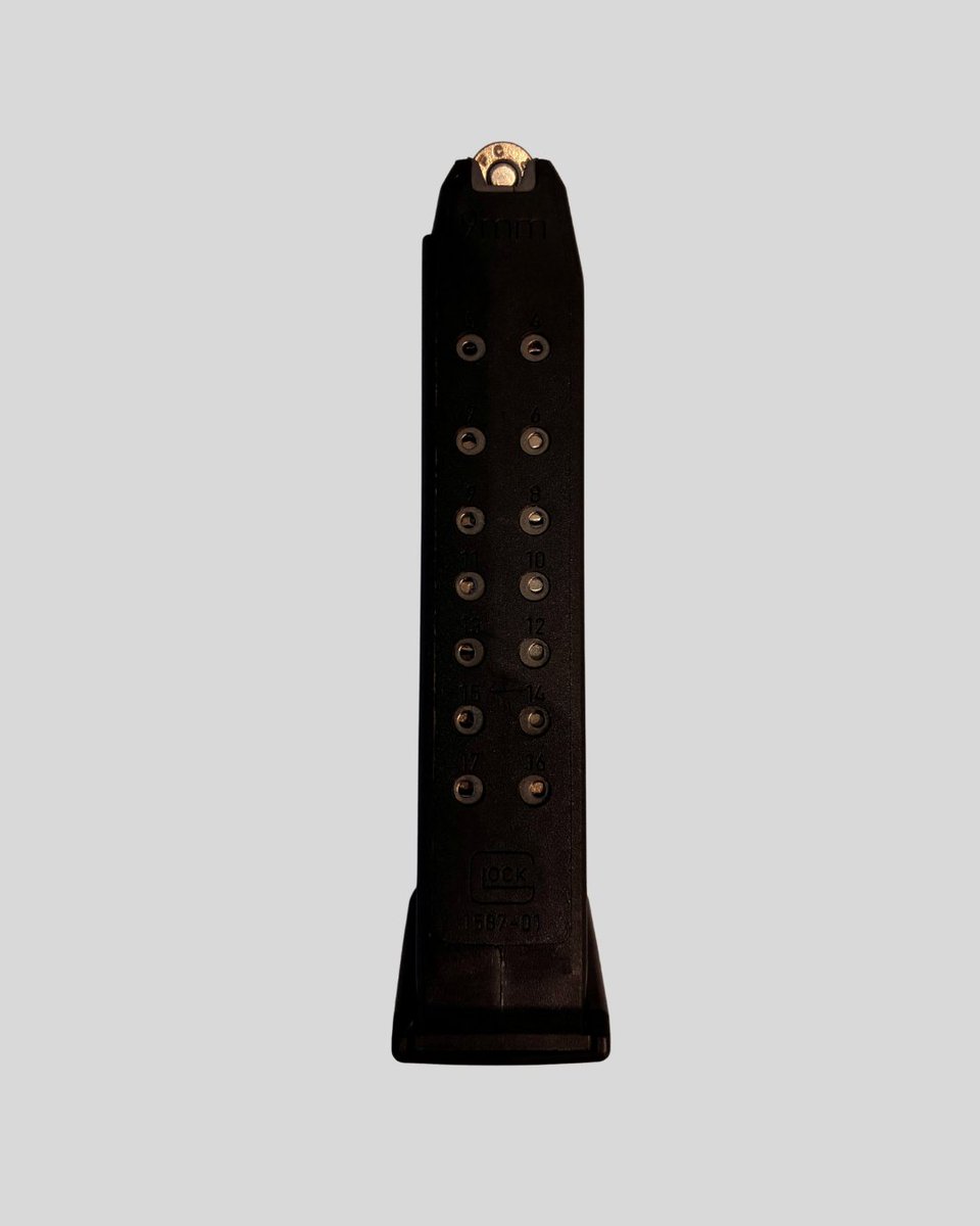 WRPSToday's tweet photo. We are seeking assistance locating a lost firearm magazine.

On September 26, 2026, an on-duty WRPS officer lost their Service-issued magazine from their ballistic vest. The magazine, which was loaded, is similar to the one pictured.

The magazine is believed to have been lost in Woolwich or Wellesley Township.

Anyone with information is asked to contact police at 519-570-9777.

More: https://t.co/epHwU9eDKd

WA26142302