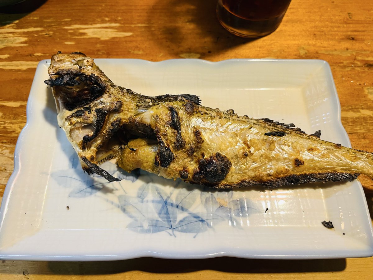 Quietsu's tweet photo. エビフライ🍤ハタハタ🐟馬刺し🐴せっちゃん🌷 https://t.co/1RLEIKhdGo