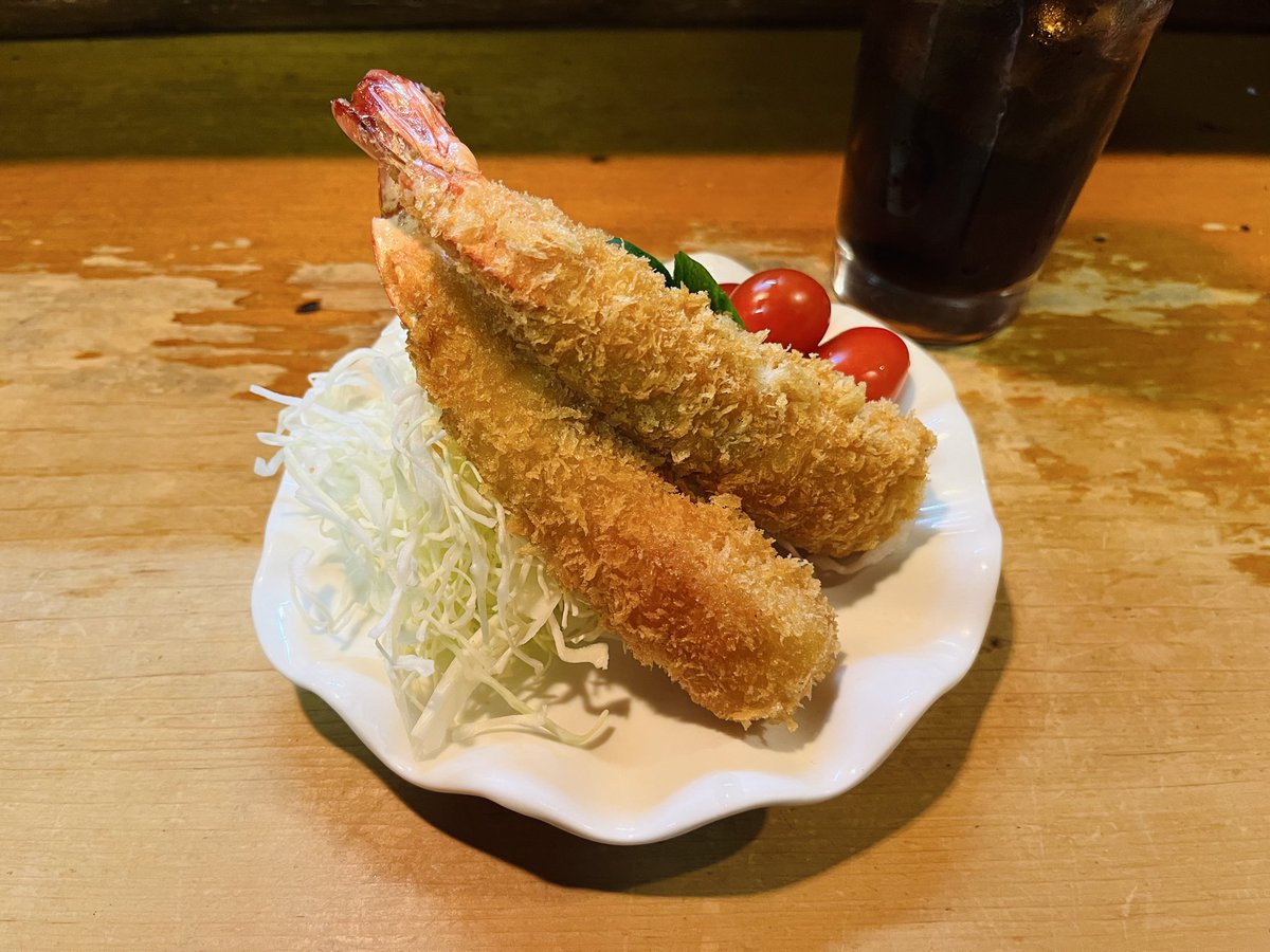Quietsu's tweet photo. エビフライ🍤ハタハタ🐟馬刺し🐴せっちゃん🌷 https://t.co/1RLEIKhdGo