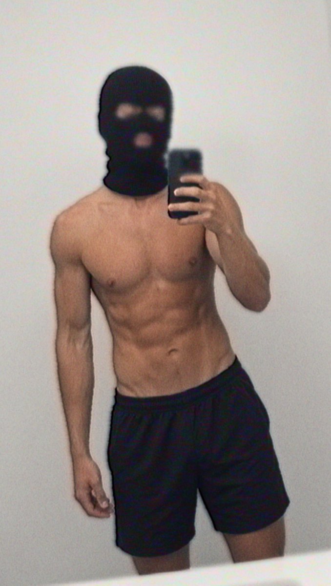 MaskAndMuscles's tweet photo. Serve me https://t.co/gmaye2hbhQ