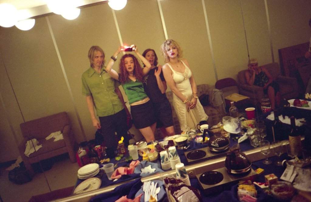 FM96Rocks's tweet photo. Melissa Auf der Maur Reveals the Message Behind Her 90s Photos [WATCH]: https://t.co/E1dLiOz3Lk https://t.co/cQkZVgSyx6
