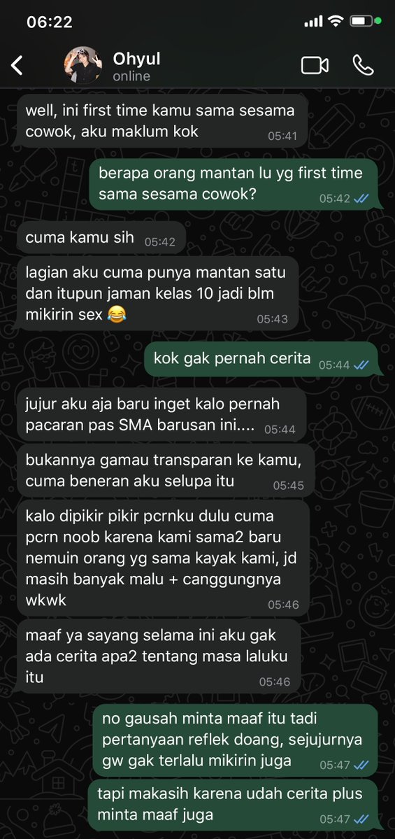 leowrac's tweet photo. nyulrul two tweets au
— first time (kilas balik)

cw // explicit language https://t.co/W10R1M8vxa