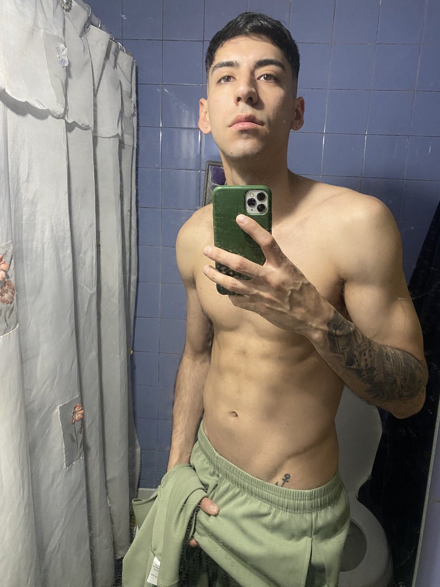 J23cm99's tweet photo. Fotos y videos todo lo nuevo a 10.000🇦🇷
Telegram: J23cm
WhatsApp: +5493413937972 
🔂🔥💦 https://t.co/Y0E9HosYjW