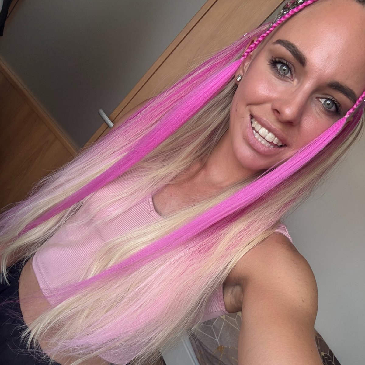 frankse180's tweet photo. Jen růžová to může být. https://t.co/WWlsFF0q3j