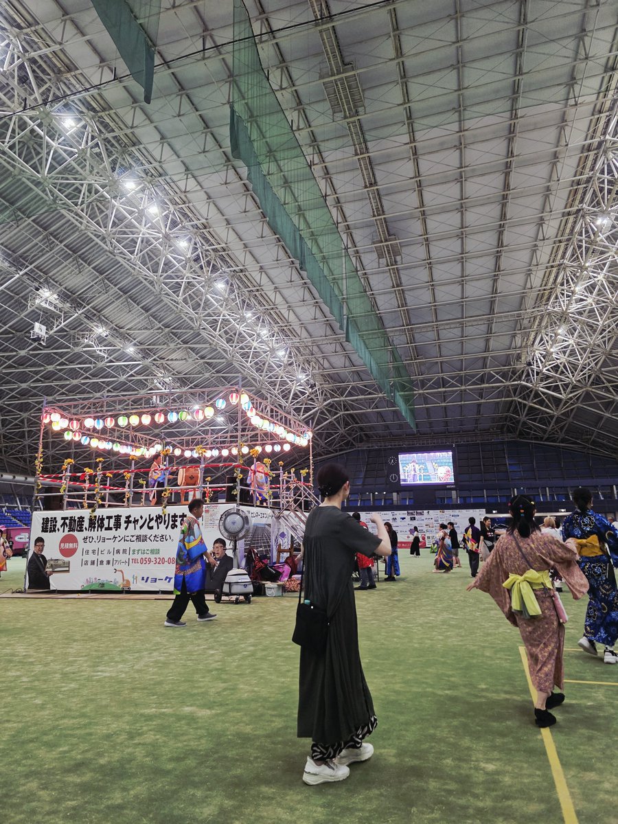 hotelbl's tweet photo. 朝ラン de 桑名百景⁡
⁡9月27日AM5:35気温23.9℃ 20km⁡
⁡⁡
ザ・28時間マラソン(四日市徹夜踊りの祭典「よんてつ」)
⁡
頭おかしい友達の1人が始めた28時間マラソン。立ち上げ当初から参加してるけど変な人ばかり集まってて笑けて来る😅

⁡ #桑名  #三重観光  #ランニング  #桑名百景 https://t.co/Yq4rS34Lga