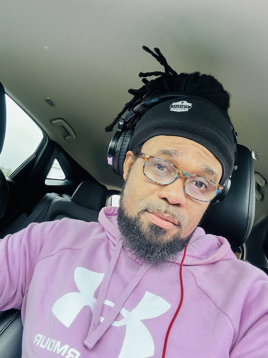 CaddyTheDj's tweet photo. CaddyTheDj play today at a Women’s Shelter in DC for their Community Kickback event. It was a great day🙌🙌 https://t.co/qXuN5MlsLJ